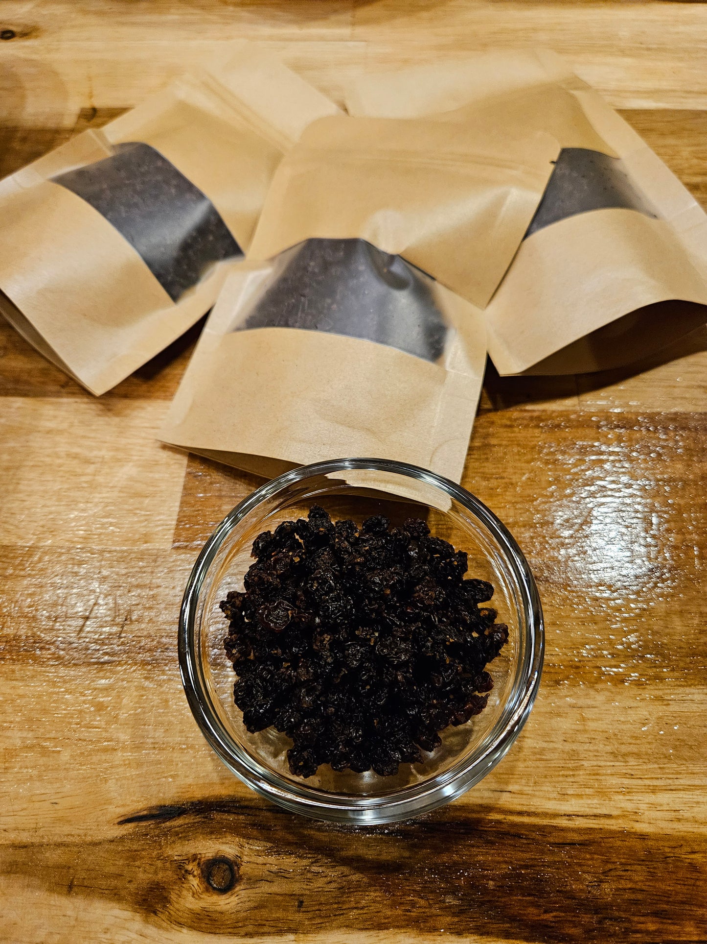Organic Dried Black Currants