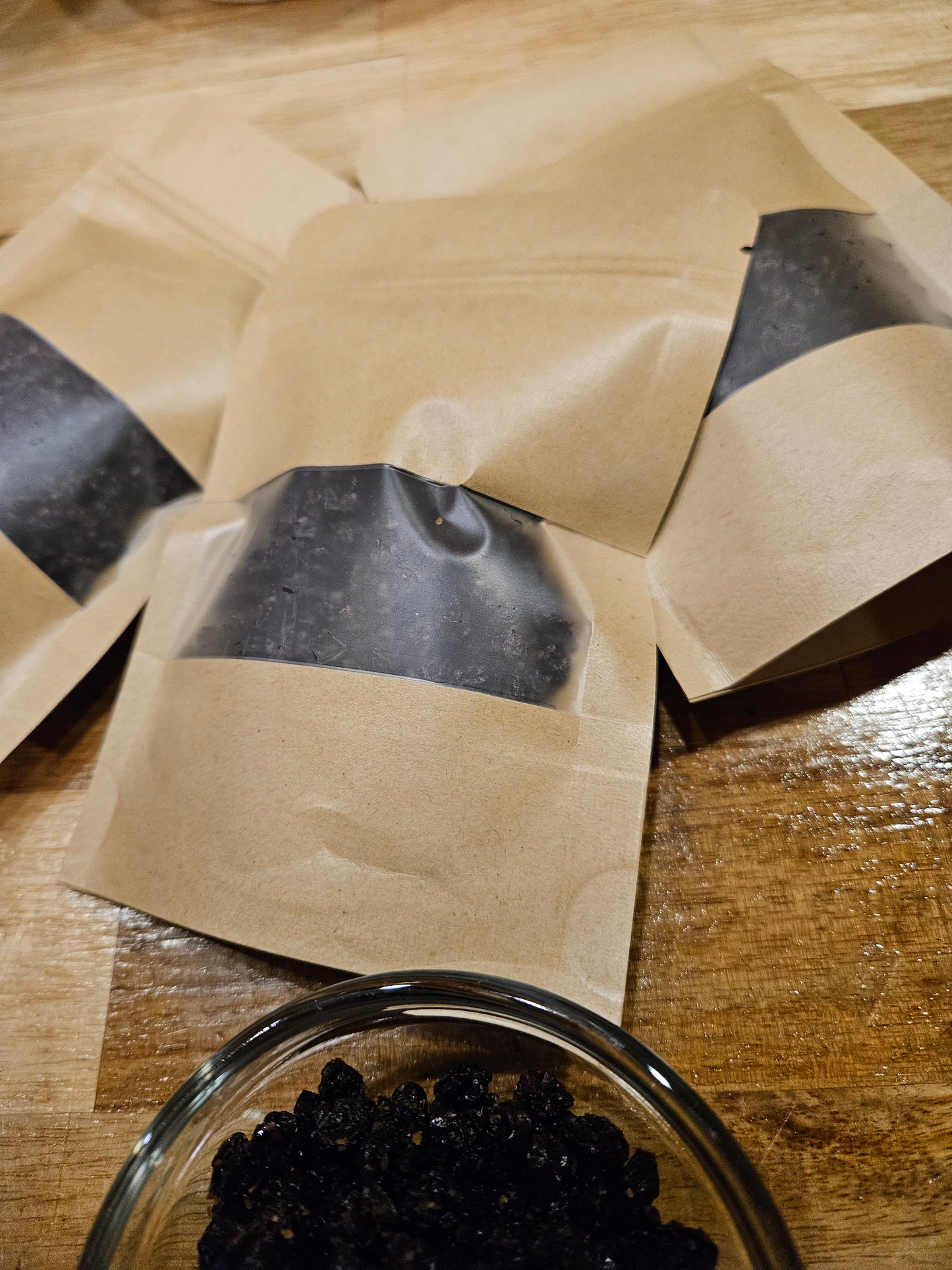 Organic Dried Black Currants